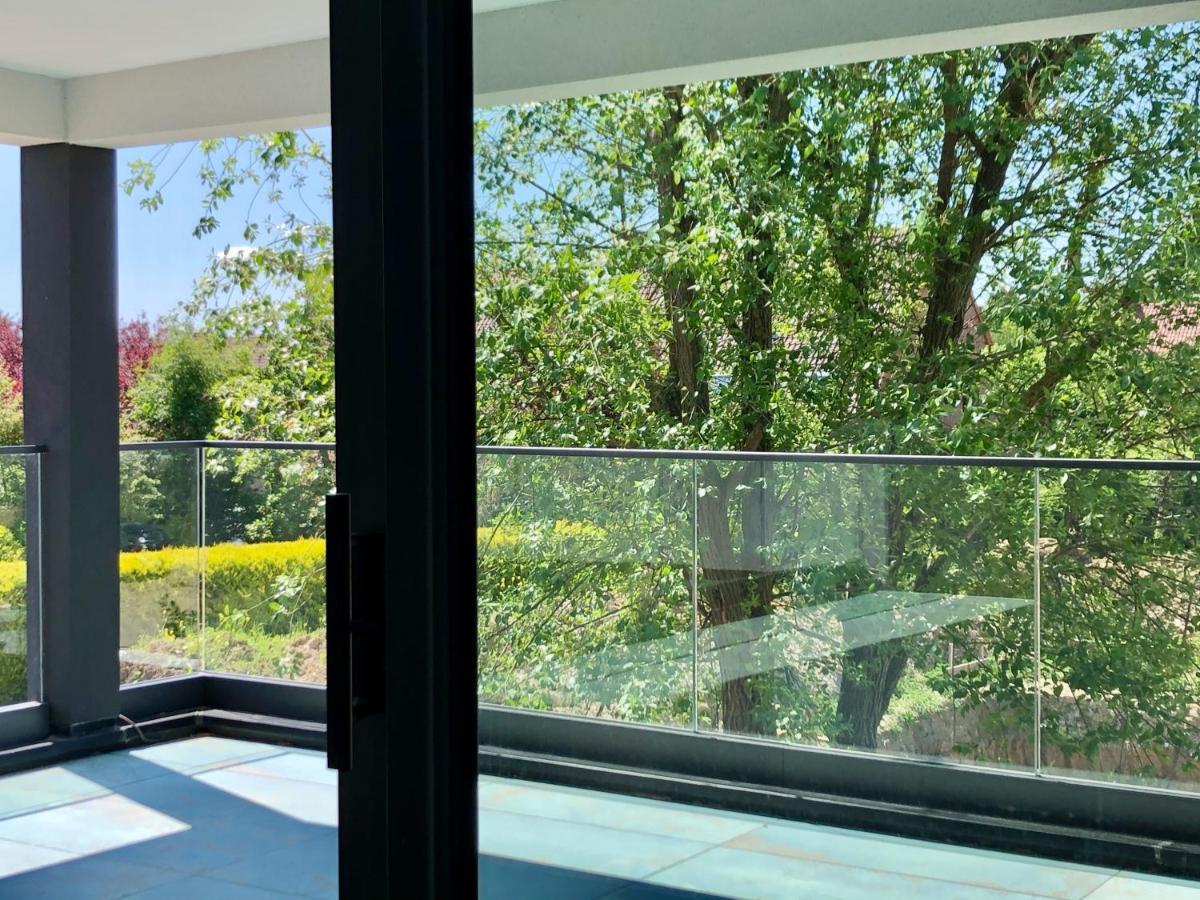 Hotelya - Lille Villeneuve D'Ascq Luaran gambar