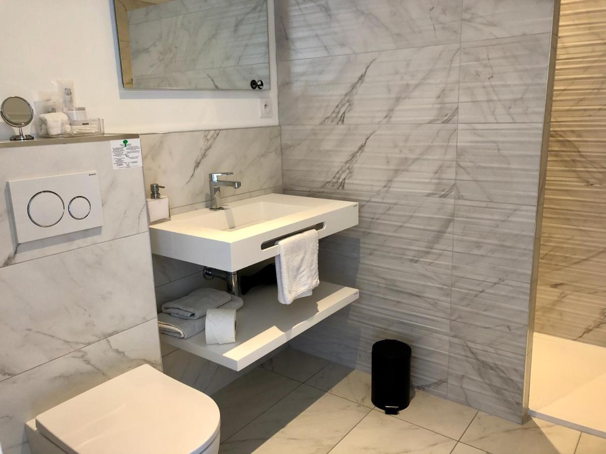 Hotelya - Lille Villeneuve D'Ascq Luaran gambar